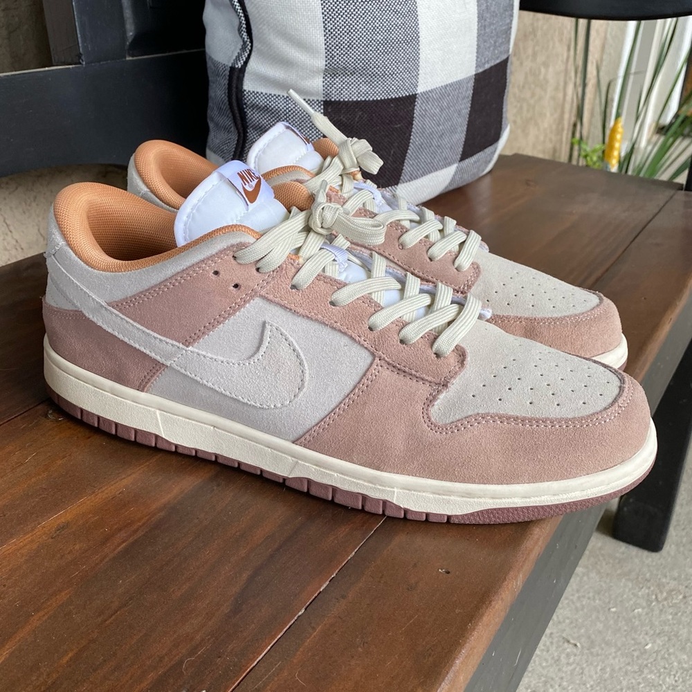 Nike Dunk Low Premium Medium Curry